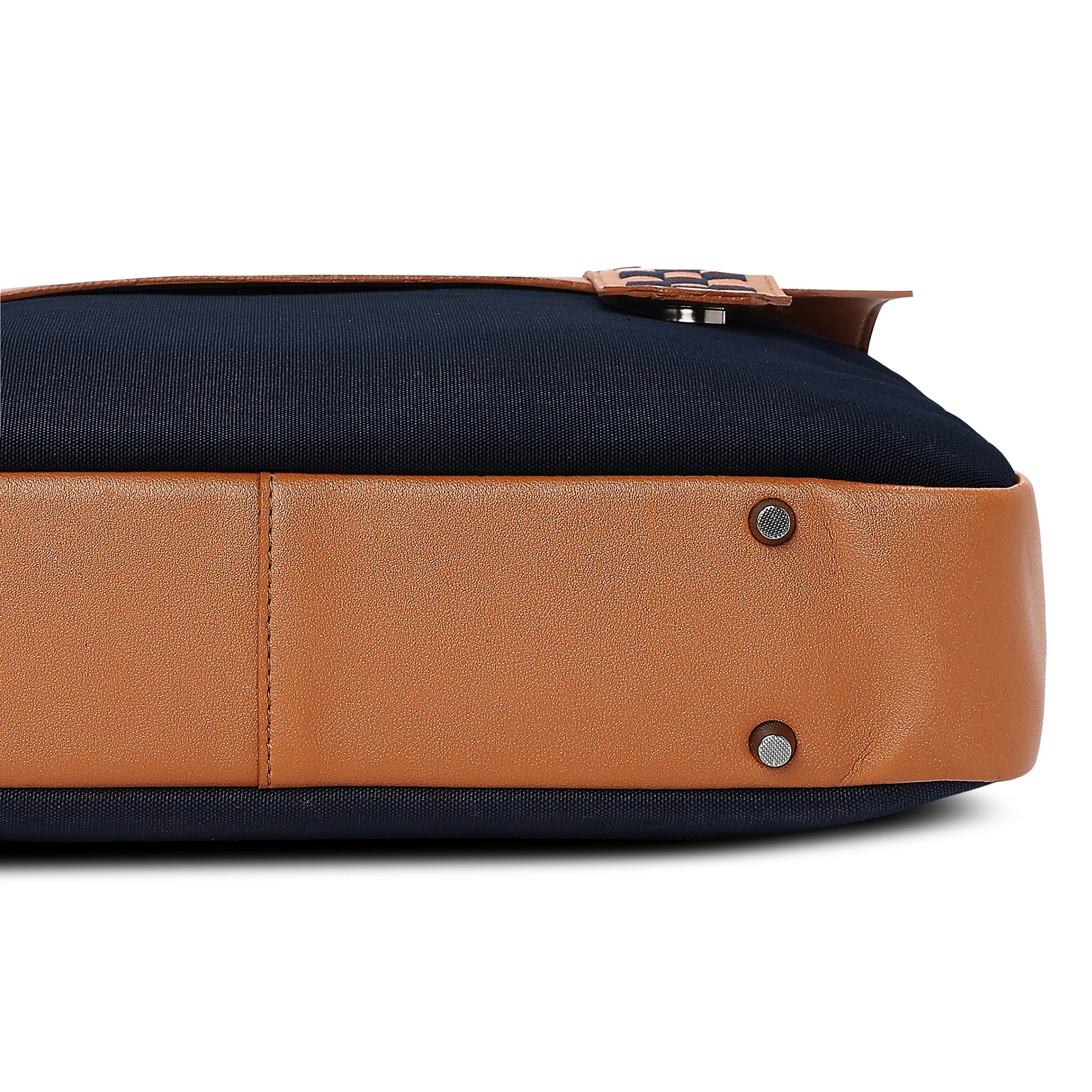 Soul Weave - Midnight Sand | Laptop Bag / Messenger Bag - Überpack