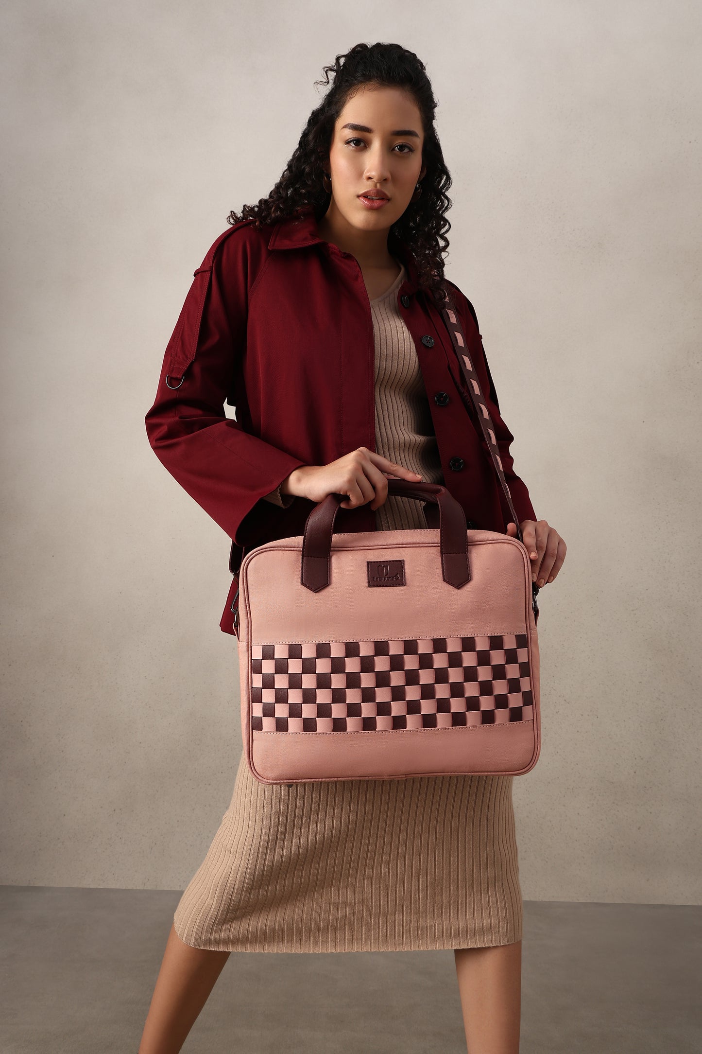 Zen Centre - Blush Bloom | Laptop Bag / Messenger Bag - Überpack